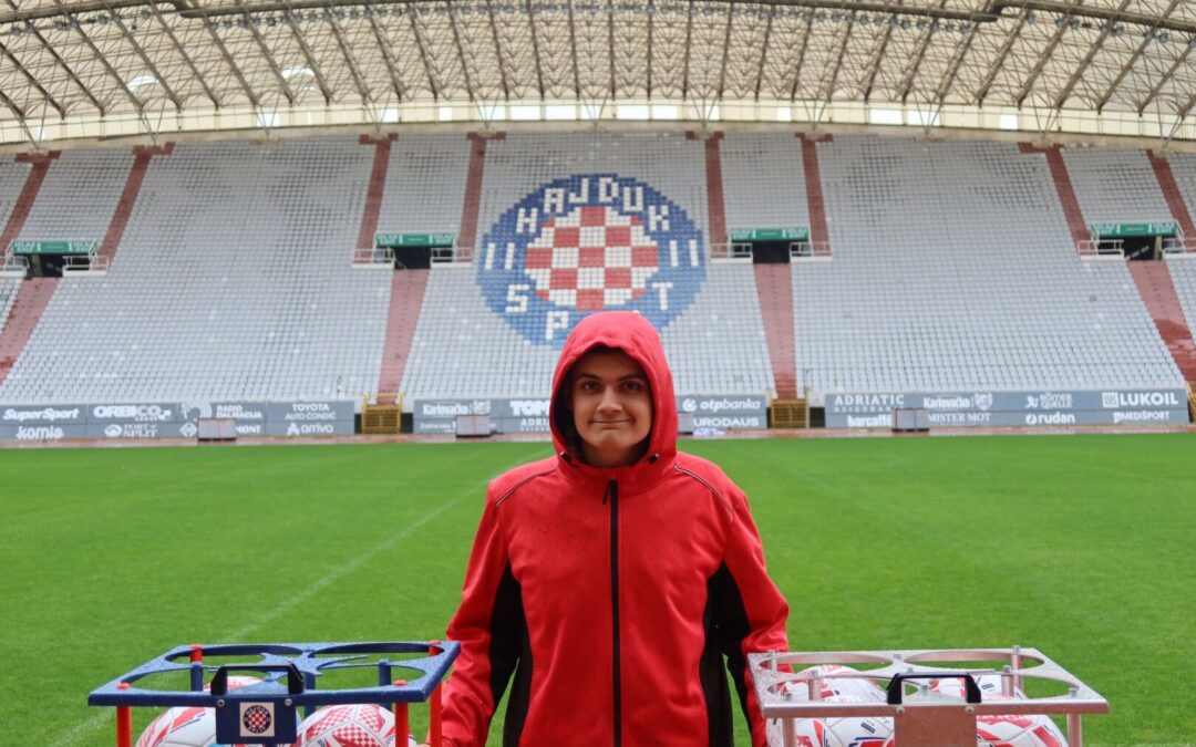 Veliko hvala gospodinu Hrvoju Vejiću i Hajduku što su uljepšali Karlov rođendan